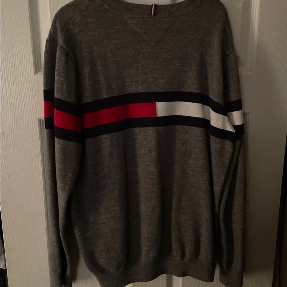 Tommy Hilfiger sweater